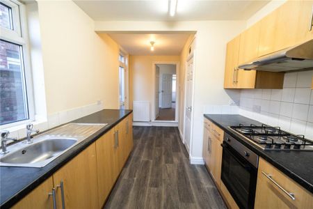 2 bedroom terraced house to rent - Photo 5