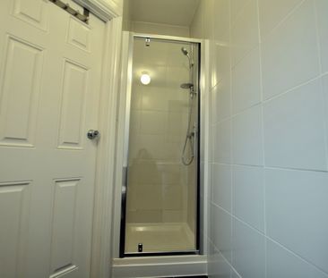 1 bedroom property to rent - Photo 2