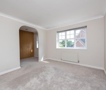 Curtis Close, Camberley, Surrey, GU15 - Photo 1