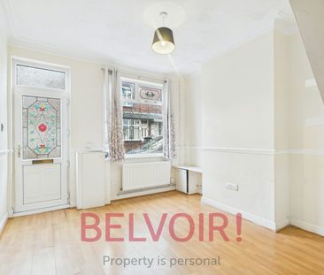 Terraced House to rent on - Photo 1