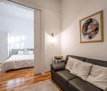 Moderne 1,5 Zimmer Wohnung mit Balkon und EBK - Foto 1