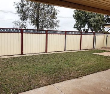 9 Vern Schuppan Drive - Photo 4