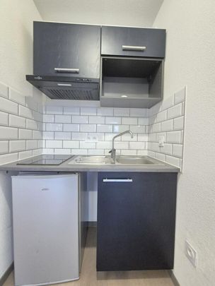 Location Appartement 1 pièce 22m² LA ROCHELLE 17000 - Photo 1