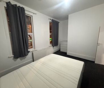 5 Bed Terraced House, High Road Leytonstone, E11 - Photo 6