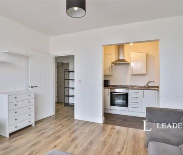 2 bedroom apartment to rent Hamilton Road, Bournemouth, BH1 - Photo 4