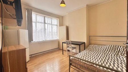 House share to rent - Photo 4