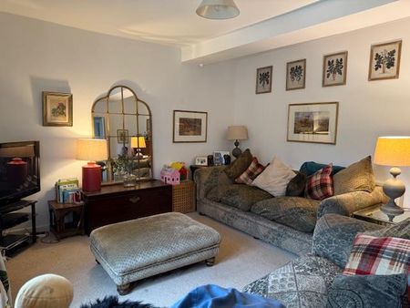 4 bedroom cottage to rent - Photo 3