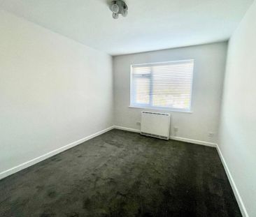 2 bedroom maisonette to rent - Photo 2