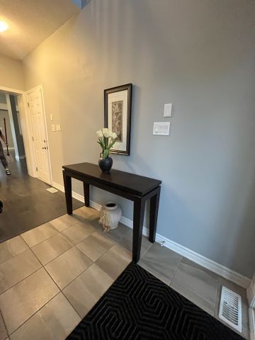 For Lease - 38 Sandhill Crane Drive, Wasaga Beach, Ontario - Photo 2