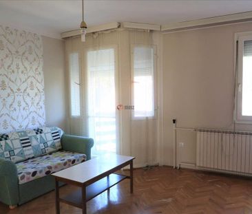 Kiadó átlagos állapotú lakás - Szeged - Fotó 6