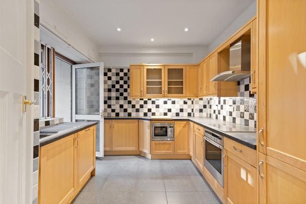 West End Lane, West Hampstead, London - Photo 1