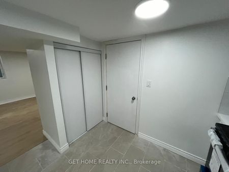 For Lease - 116 Southlawn Avenue Unit# #Bsmt, Oshawa, Ontario - Photo 3