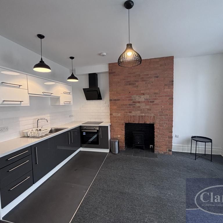 2 bedroom flat to rent - Photo 1