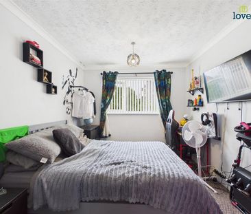 2 bedroom detached bungalow to rent - Photo 4