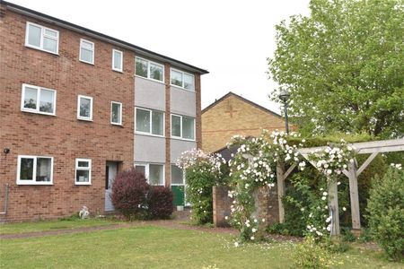 Chiltern Court, Fawcett Road, Windsor,SL4 - Photo 3