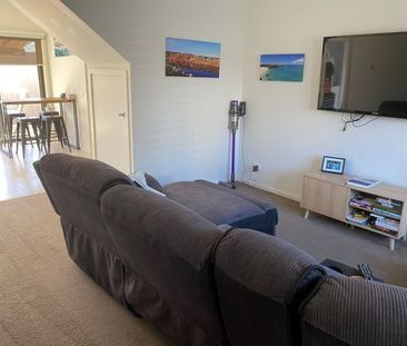 TWO BEDROOM LIVING IN EXCELLENT LOCATION - Photo 1