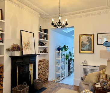 5 bedroom semi-detached house to rent - Photo 2