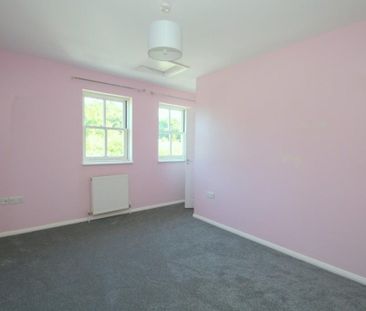 2 bedroom end of terrace house to rent - Photo 4