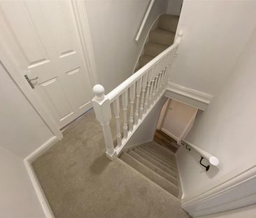 3 bedroom terraced house to rent - Photo 3