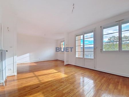 A LOUER - Appartement SECTEUR FAC T4 située BOULEVARD ... - Photo 4