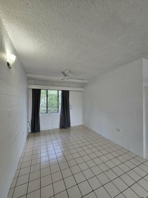 INNER CITY LIVING!!! - Photo 1