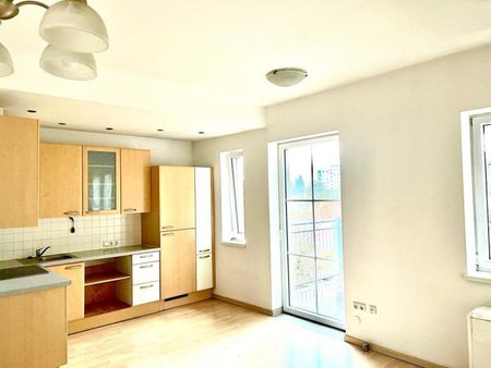 3-Zimmer-Wohnung mit großem Balkon zur Vermietung ! - Foto 4