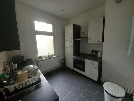 Schöne Altbauwohnung in der Falkenstraße 34, 3 Zi.-Whg. ca. 61qm, FREI zum 01.01.2025 - Foto 2