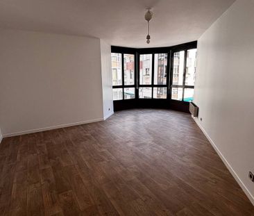 Location Appartement 2 pièces 56m² ENGHIEN LES BAINS 95880 - Photo 2