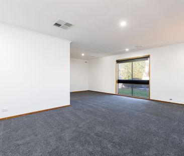 Freshly Refreshed Family Home with Low-Maintenance Living - Photo 4