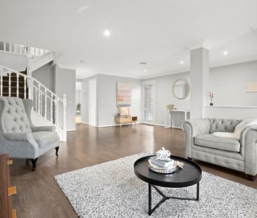 Multiple Living Brilliance in a Superb Locale - Photo 3