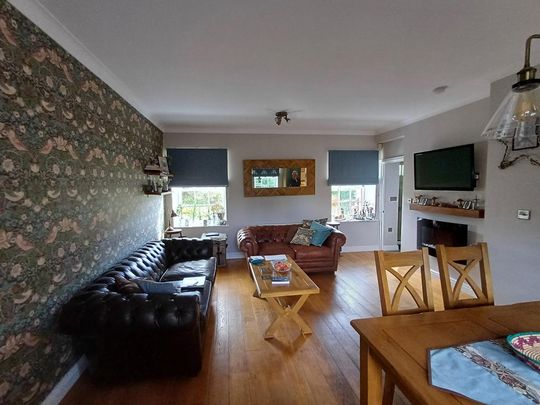 3 bedroom terraced house to rent - Photo 1