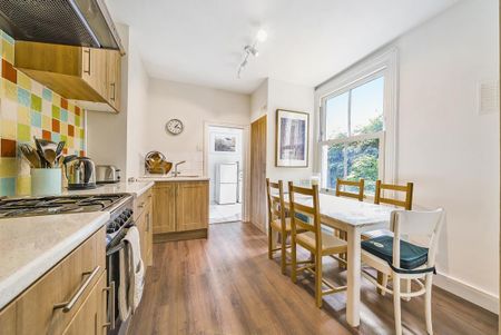 Khartoum Road, London SW17 - Photo 3