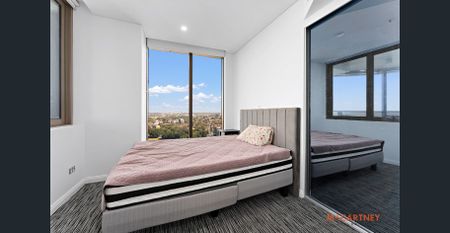 LUXURIOUS 1 BEDROOM + STUDY APARTMENT WITH BREATHTAKING VIEW - Photo 4