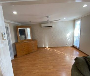 One bedroom unit, Hermit Park, Townsville - Photo 1