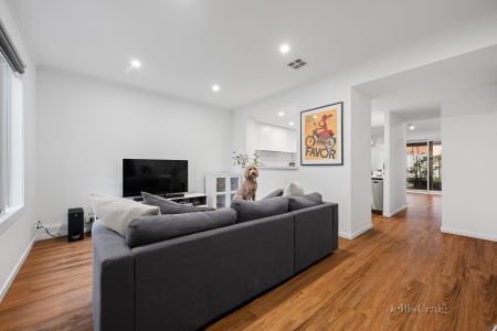 67 Field Street, Clifton Hill VIC 3068 - Townhouse For Rent | Domain - Photo 2