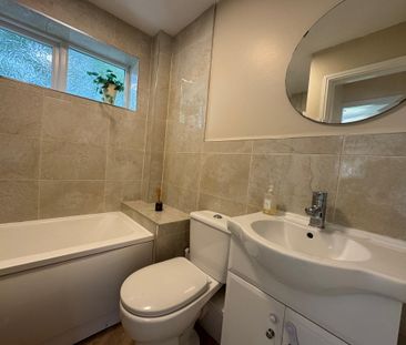 Stanford Close, Radcliffe - Photo 6