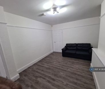 4 bedroom terraced house to rent - Photo 1