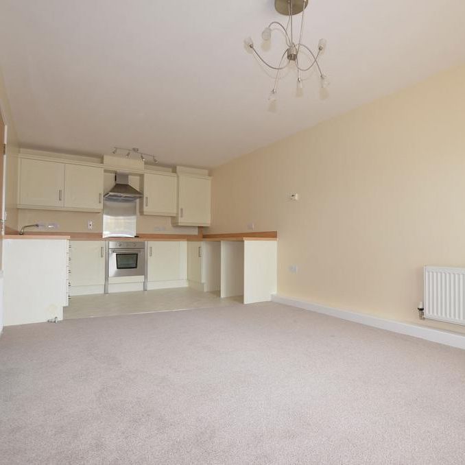 1 bedroom flat to rent - Photo 1