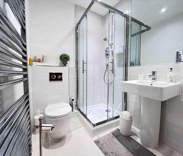 Maplewood Court, Woodthorpe Road, Ashford, TW15 - Photo 2