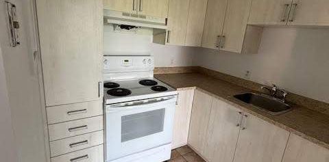 Tous Inclus! Appartement Disponible Maintenant! - Photo 2