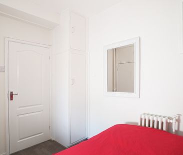 Ansell House – Room 4 - Photo 1