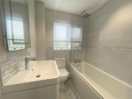1 bedroom semi-detached house to rent - Photo 4