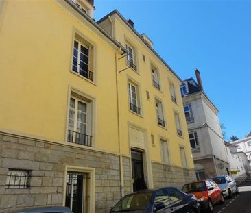 Location Appartement 2 pièces 29m² LE CREUSOT 71200 - Photo 5