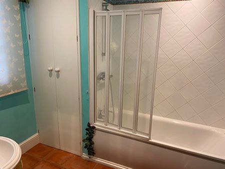 2 Bed Flat, West Kensington, W14 - Photo 5