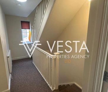 4 bedroom semi-detached house to rent - Photo 3