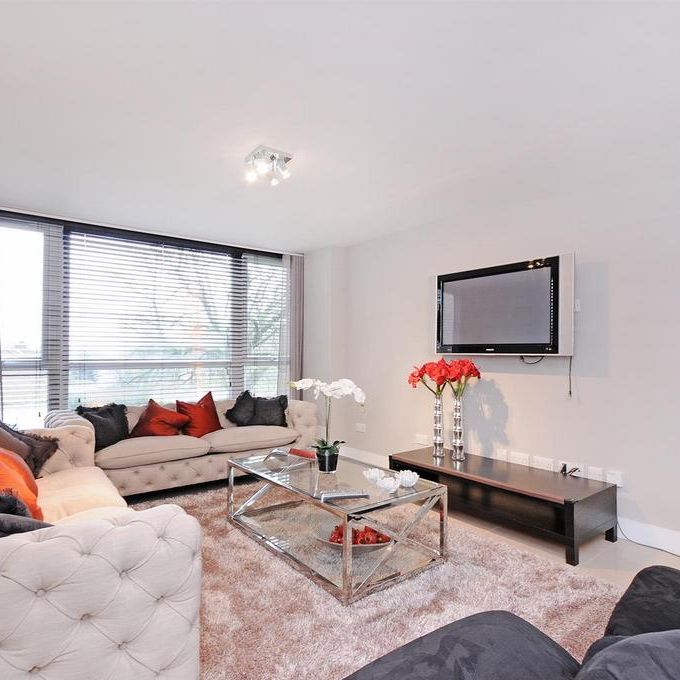 3 bedroom apartment to rent - Photo 1