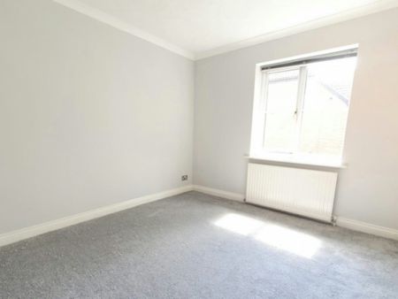 Maisonette to rent on - Photo 4