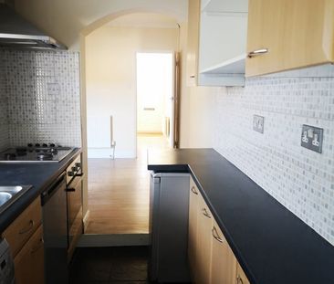 3 Bed Terraced House, Albany Road, RG30 - Photo 5
