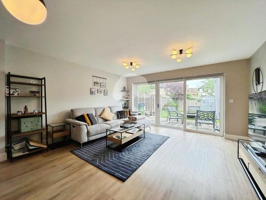 3 bedroom semi-detached house to rent - Photo 1