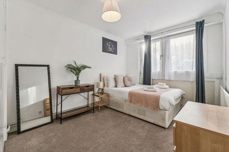 3 bedroom flat to rent - Photo 4